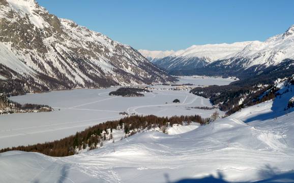 Biggest height difference in the Val Bregaglia (Bergell) – ski resort Aela – Maloja