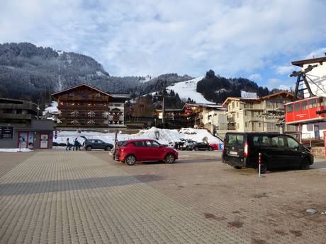 Nationalpark Region Hohe Tauern: access to ski resorts and parking at ski resorts – Access, Parking KitzSki – Kitzbühel/Kirchberg