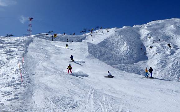 Ski resorts for advanced skiers and freeriding Kapruner Tal – Advanced skiers, freeriders Kitzsteinhorn/Maiskogel – Kaprun