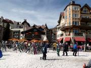 There are many hotels located directly on the slopes