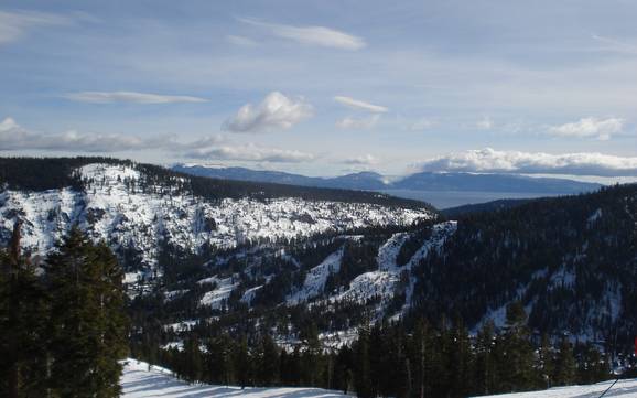 Biggest ski resort in the Pacific States (West Coast) – ski resort Palisades Tahoe