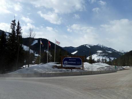 East Kootenay: access to ski resorts and parking at ski resorts – Access, Parking Panorama