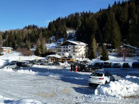 Alpe Cimbra: access to ski resorts and parking at ski resorts – Access, Parking Folgaria/Fiorentini
