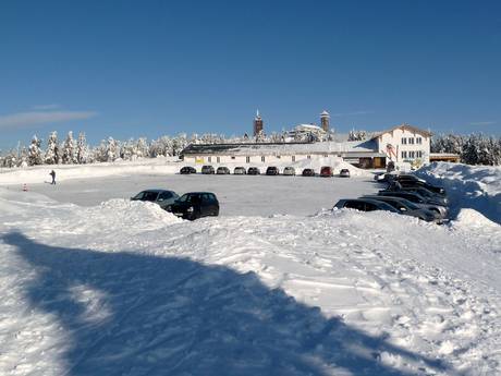 Saxony (Sachsen): access to ski resorts and parking at ski resorts – Access, Parking Fichtelberg – Oberwiesenthal