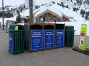 Waste sorting in the ski resort