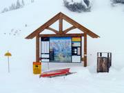 Information board in the Kicking Horse ski resort