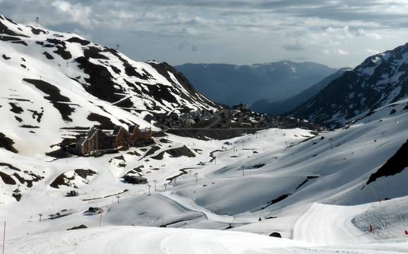 Argelès-Gazost: accommodation offering at the ski resorts – Accommodation offering Grand Tourmalet/Pic du Midi – La Mongie/Barèges