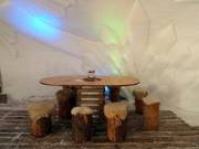 You can also end your day on the slopes in the Schneedorf-Iglu (Igloo Snow Village)