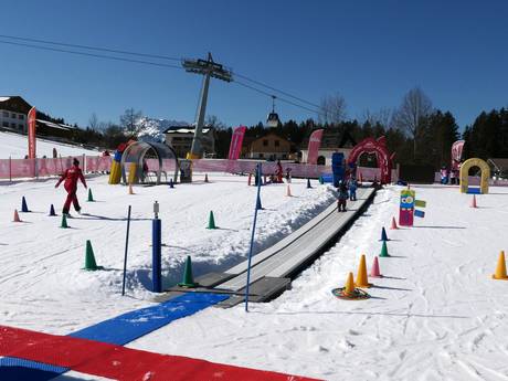 Children’s area run by the Skischule Kössen (Sunny's practice area)