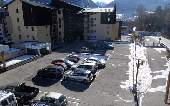 Vallée de la Guisane: access to ski resorts and parking at ski resorts – Access, Parking Serre Chevalier – Briançon/Chantemerle/Villeneuve-la-Salle/Le Monêtier-les-Bains