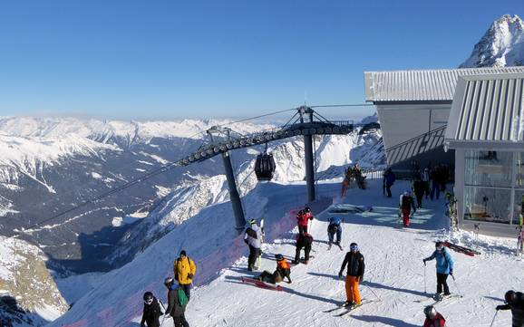 Biggest height difference in Trentino-Alto Adige (Trentino-Südtirol) – ski resort Ponte di Legno/Tonale/Presena Glacier/Temù (Pontedilegno-Tonale)
