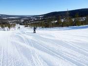 Wide and easy slopes dominate in the ski resort of Stöten