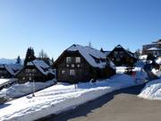 Mountain Resorts Feuerberg chalets in the middle of the ski resort right next to the slope