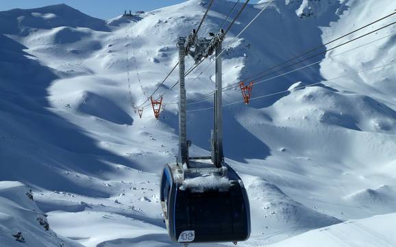 Highest ski resort in the Plessur Alps – ski resort Arosa Lenzerheide