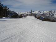 Perfect slope preparation in the ski resort of June Mountain