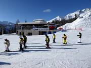 Children’s ski lesson in the ski resort of Pejo