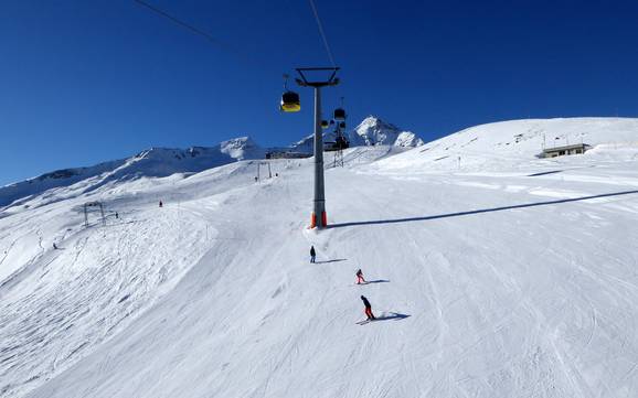 Biggest height difference in the Tambogruppe – ski resort Splügen – Tambo