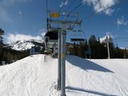 Two Creeks - 4pers. High speed chairlift (detachable)