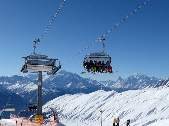 Sparrhorn (Bruchegg-Hohbiel) - 6pers. High speed chairlift (detachable) with bubble