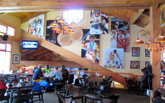 Huts, mountain restaurants  Kananaskis Country – Mountain restaurants, huts Nakiska