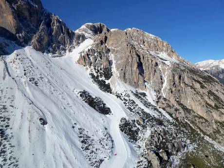 Ski resorts for advanced skiers and freeriding Dolomiti Superski – Advanced skiers, freeriders Cortina d'Ampezzo
