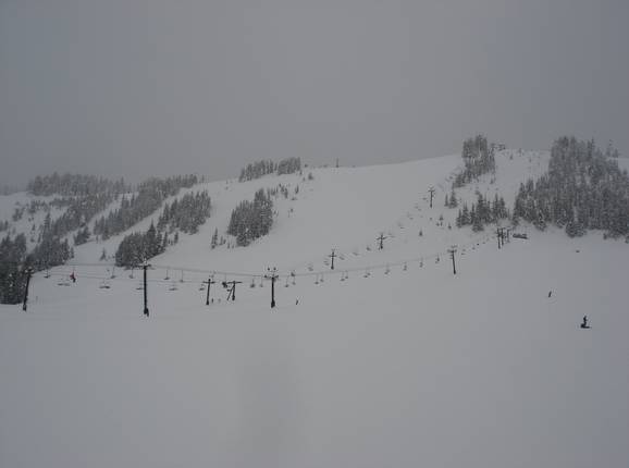 View of the wide slopes at Central Summit