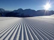 Perfectly groomed slope in the Ski Arlberg ski resort