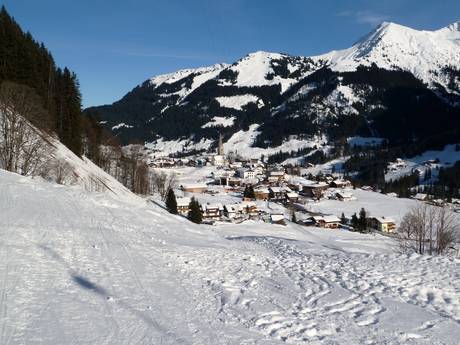 Kleinwalsertal: accommodation offering at the ski resorts – Accommodation offering Walmendingerhorn/Heuberg – Mittelberg/Hirschegg