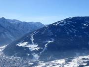 View from the Zettersfeld to the ski resort of Hochstein