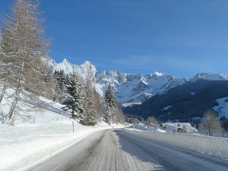 Dachstein Mountains: access to ski resorts and parking at ski resorts – Access, Parking Ramsau am Dachstein – Rittisberg