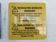 High alpine ski route warning