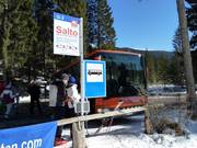 Ski bus in the Drei Zinnen Dolomites region