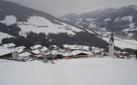 Highest base station in Alta Pusteria (Hochpustertal) – ski resort St. Oswald (Kartitsch)