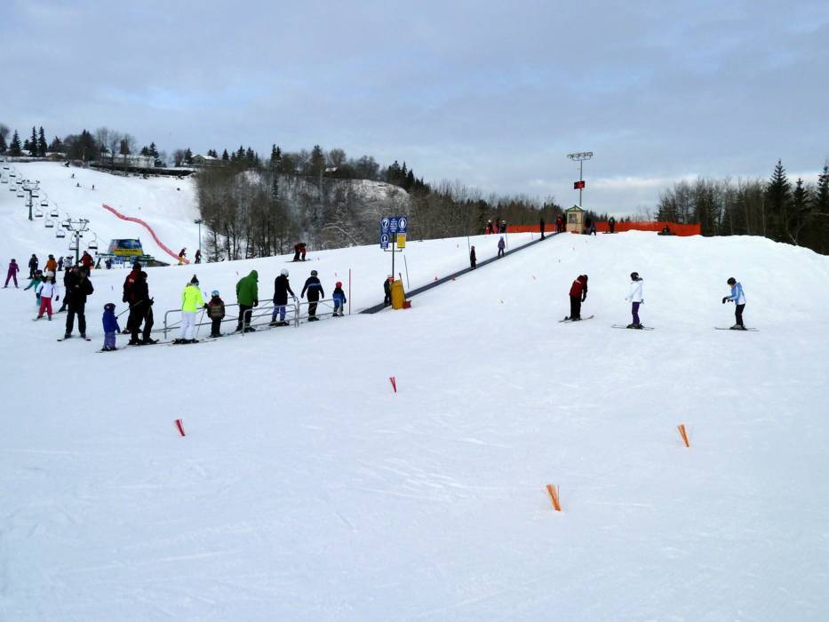 Ski lifts Snow Valley Edmonton cable cars Snow Valley Edmonton