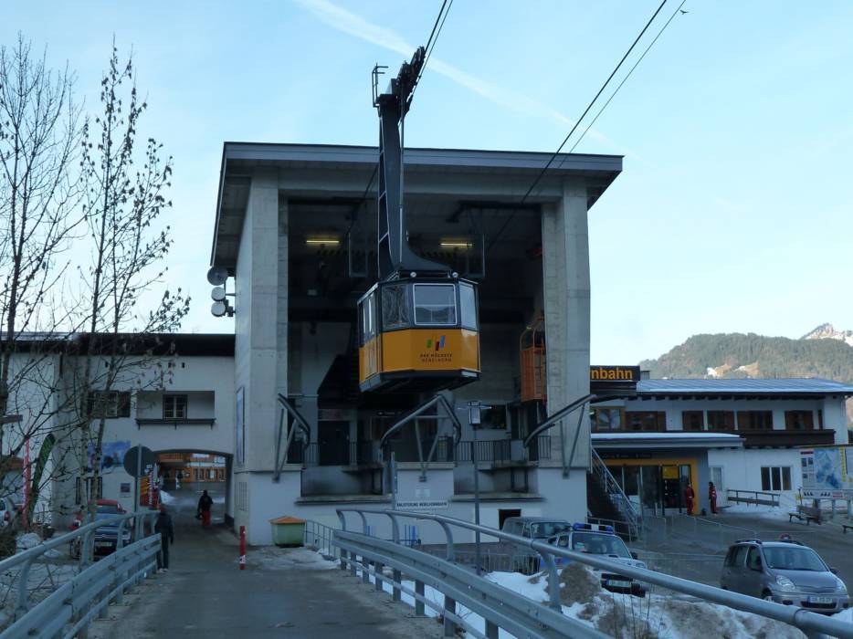 Aerial tramway lifts Germany reversible ropeway lifts in Germany