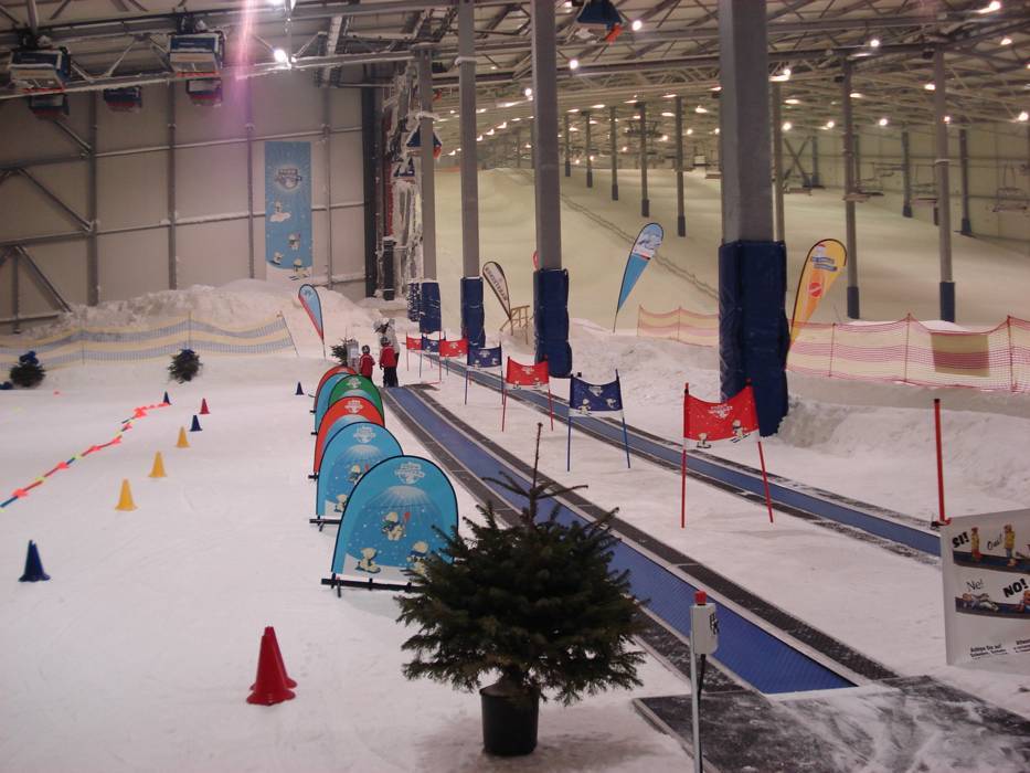 Indoor ski area Wittenburg (alpincenter HamburgWittenburg) Skiing Wittenburg (alpincenter