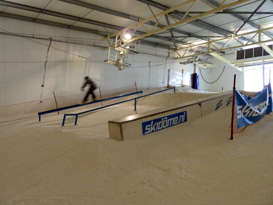 Snowpark Terneuzen Skidome fun park Terneuzen Skidome