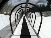 Covered conveyor belt for first attempts