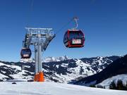 12er KOGEL I - 10pers. Gondola lift with seat heating (monocable circulating ropeway)