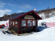 Well-maintained valley station area at the Ingemar lifts