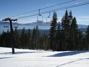 Ellis Chair - 3pers. Chairlift (fixed-grip)