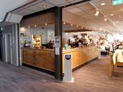 Very well-maintained information desk at the Hotel Kurbits at the mid-station