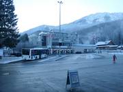 Bus station at the valley station of the Millennium-Express