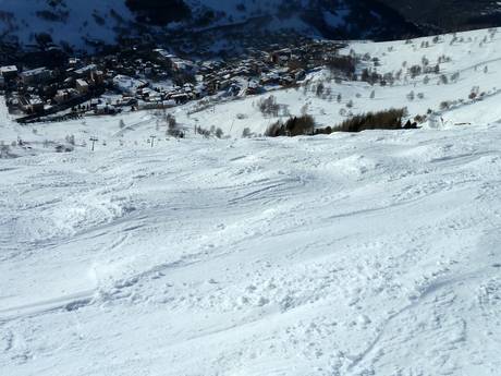 Ski resorts for advanced skiers and freeriding Vallée de la Romanche – Advanced skiers, freeriders Les 2 Alpes