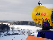 Thanks to snowmaking, there is always reliable snow on the Sahnehang slope.