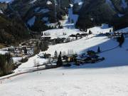 Accommodation around the valley station of the Ikarus gondola lift