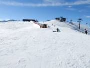 Covered conveyor belt with practice slope on the Resterhöhe
