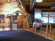 Plenty of space for après-ski with a view into the ski hall