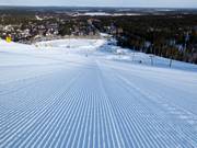 Perfect slope grooming in the Levi ski resort