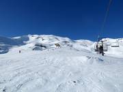 View from the Delta Chair to Knoll Ridge